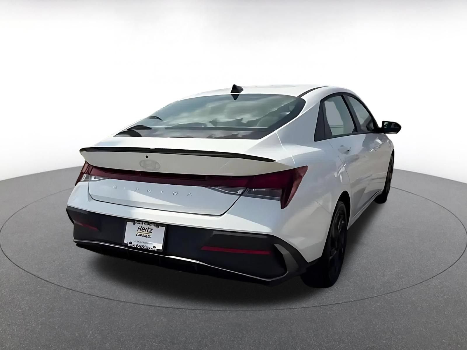 Used 2026 Hyundai Elantra Sport FWD image 14