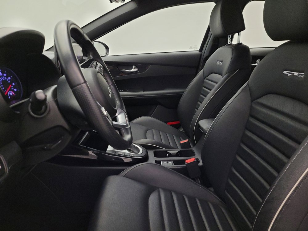 Used 2023 Kia Forte GT-Line w/ GT-Line Premium Package image 17