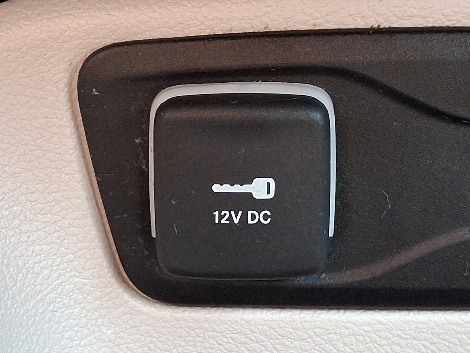 Used 2024 Chrysler Pacifica Touring-L FWD image 22