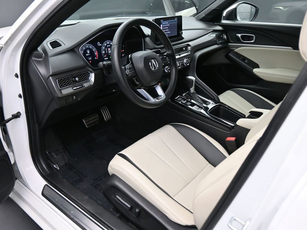 Used 2023 Acura Integra A-Spec image 2