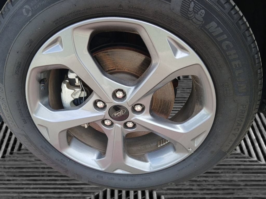 Used 2025 Ford Escape ST-Line AWD/4WD image 10