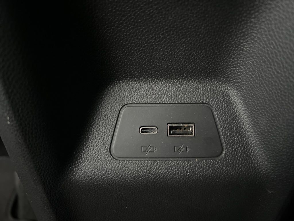 Used 2024 Buick Envision Sport Touring image 28