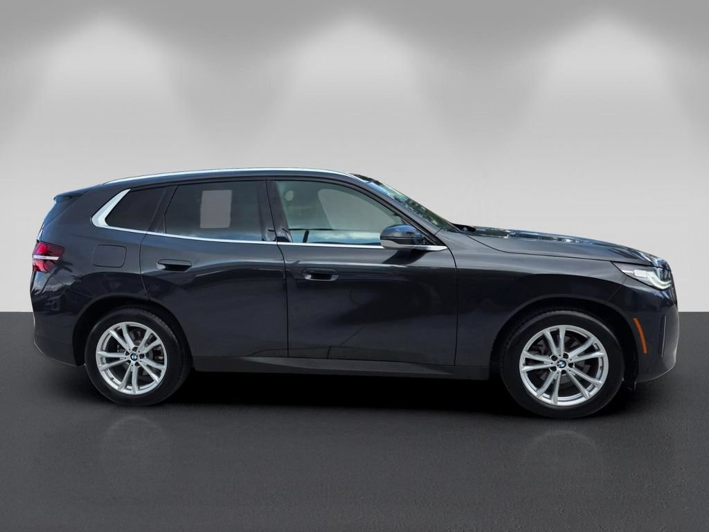 Certified 2025 BMW X3 xDrive30i w/ Convenience Package AWD/4WD image 3