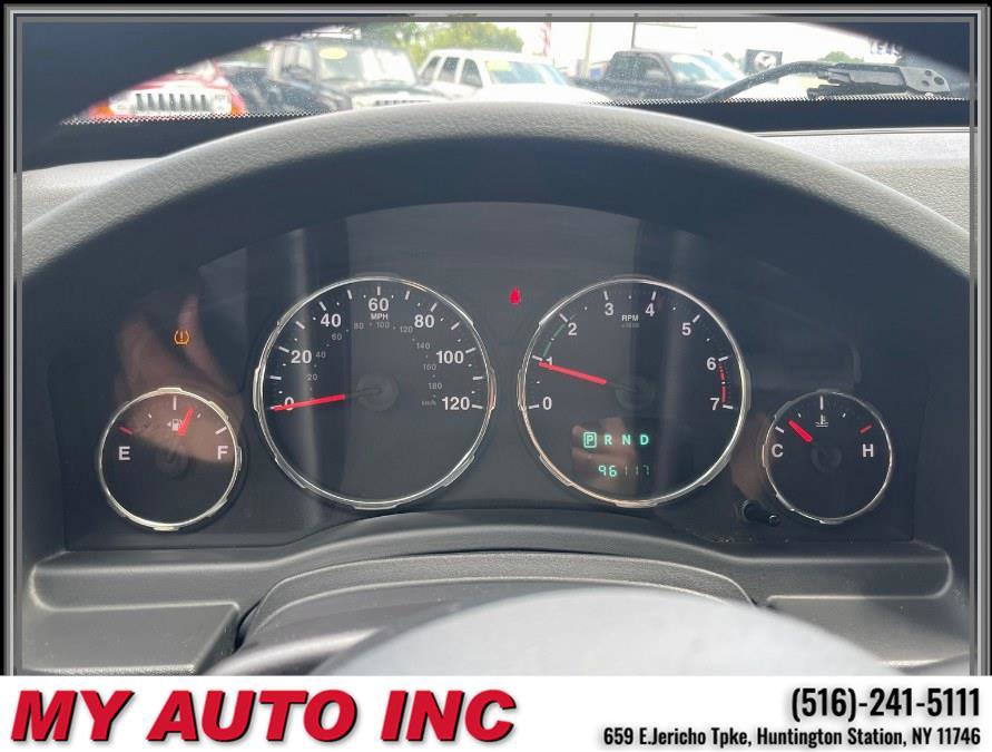 Used 2011 Jeep Liberty Sport image 18