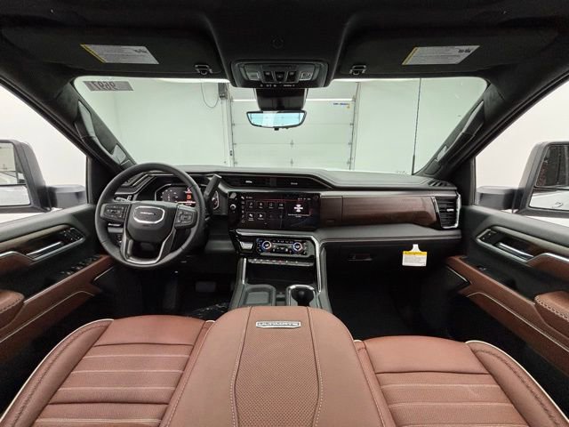New 2026 GMC Sierra 2500 Denali Ultimate AWD/4WD image 3