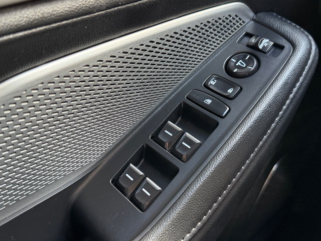 Certified 2025 Acura MDX FWD image 28