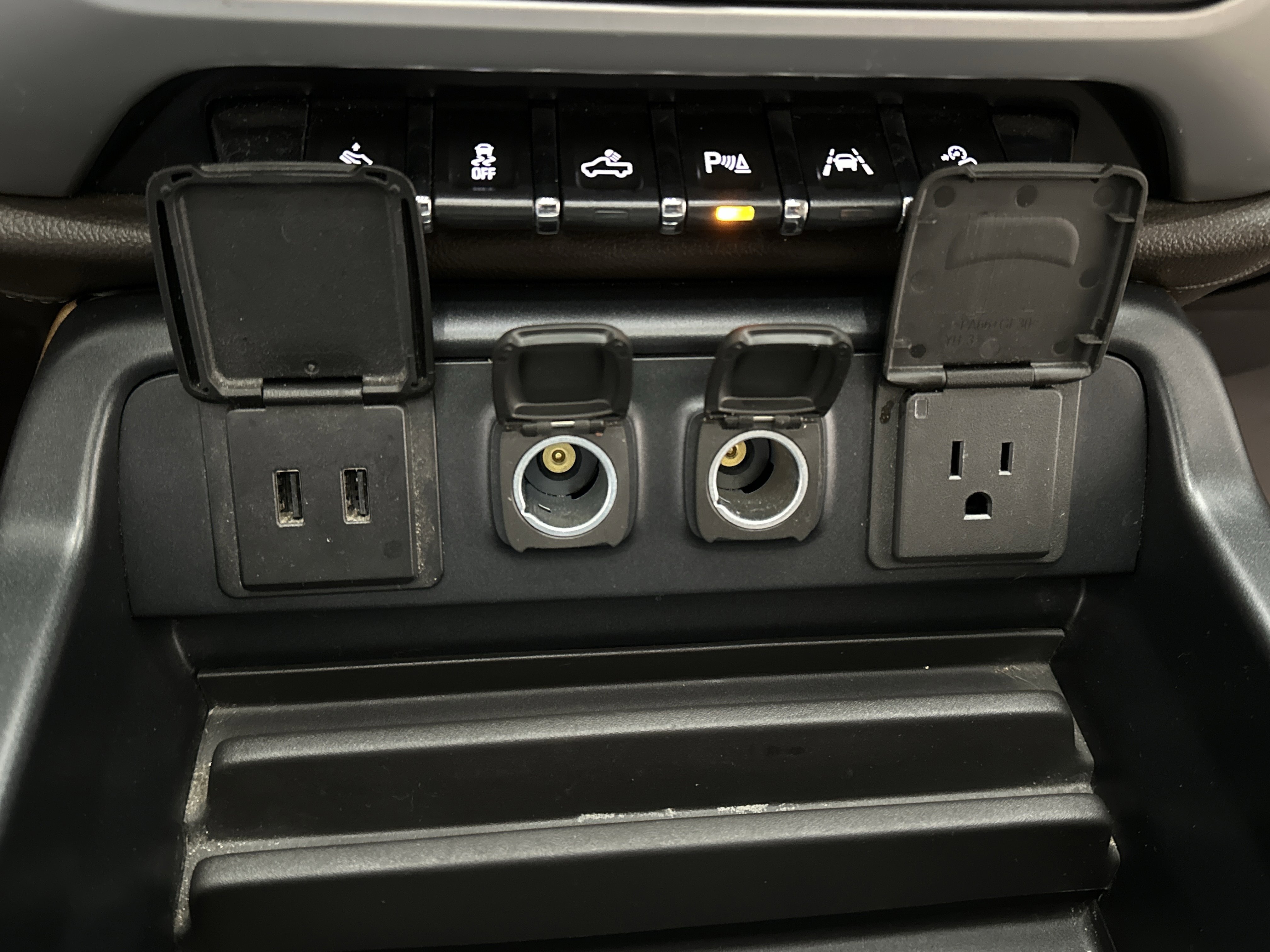 Used 2018 GMC Sierra 1500 SLT image 44