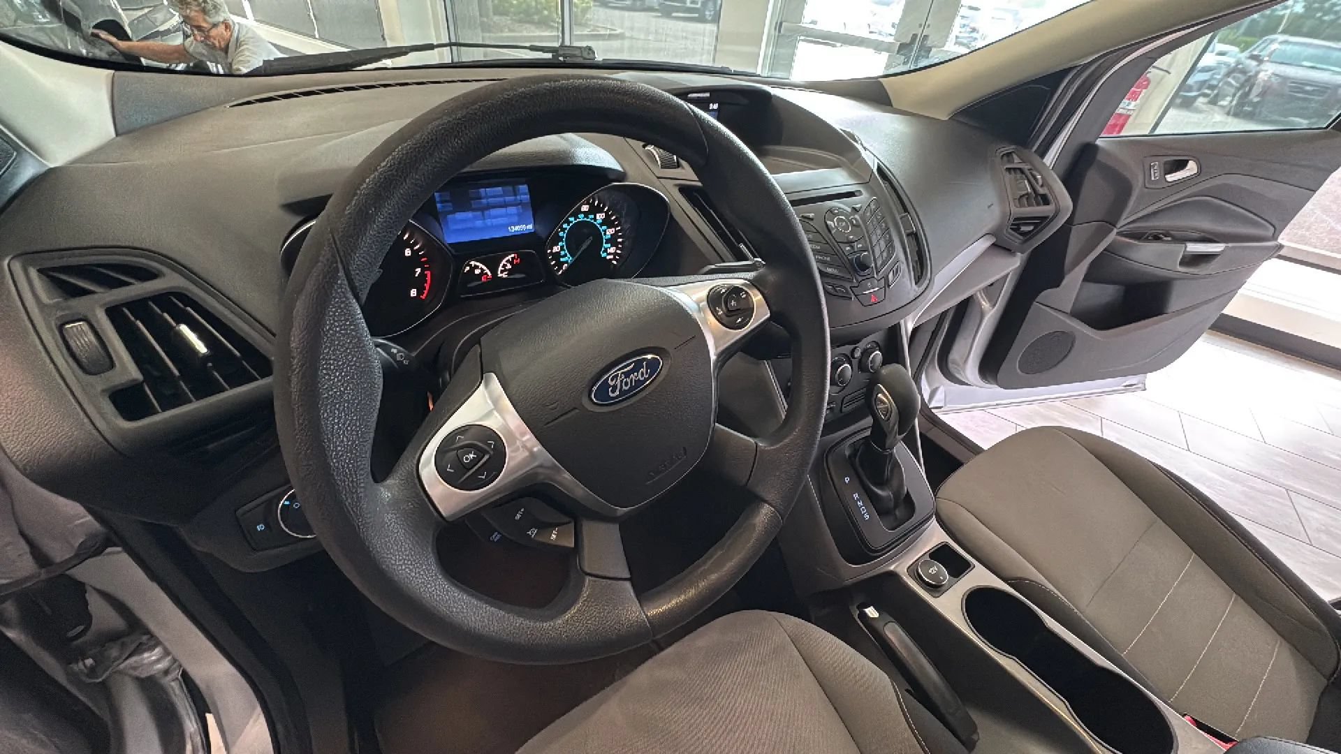 Used 2015 Ford Escape SE FWD image 23