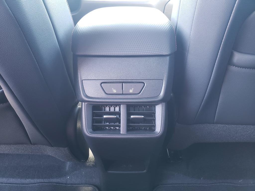 New 2026 Chevrolet Equinox RS w/ Convenience Package III FWD image 16