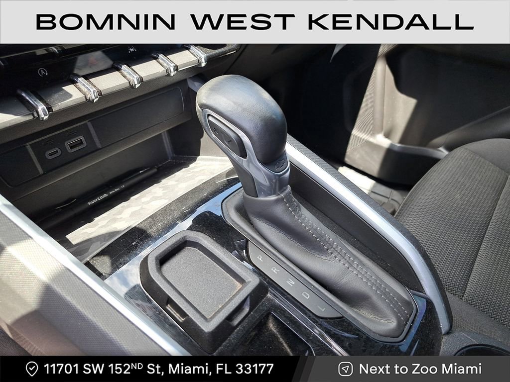 Used 2024 Chevrolet Colorado LT w/ LT Convenience Package image 28