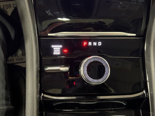 Used 2023 Jeep Grand Cherokee L Limited w/ Black Appearance Package AWD/4WD image 19