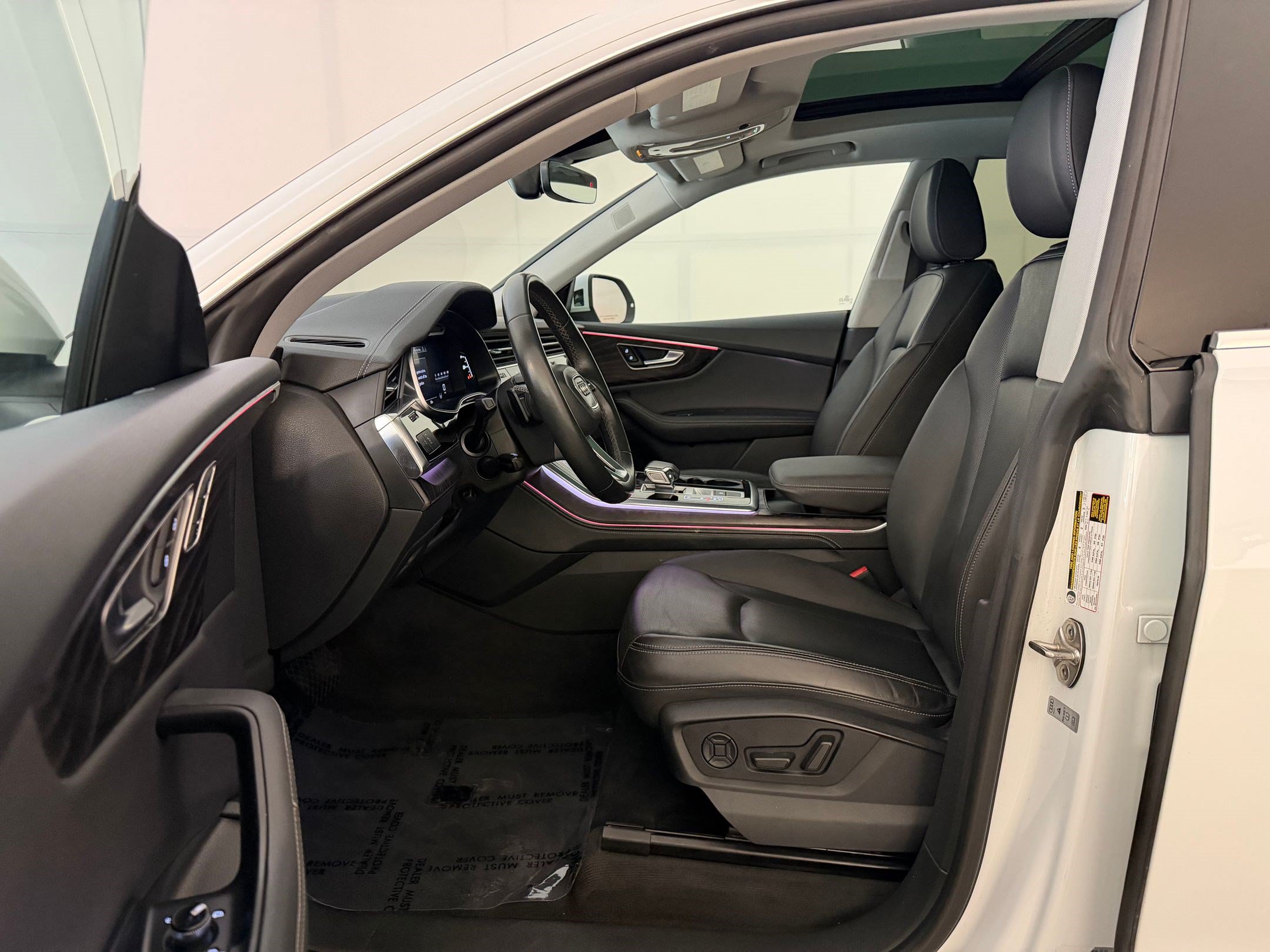 Certified 2023 Audi Q8 Premium Plus w/ Premium Plus Package AWD/4WD image 5