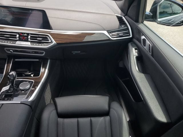 Used 2021 BMW X5 xDrive40i w/ Convenience Package AWD/4WD image 21