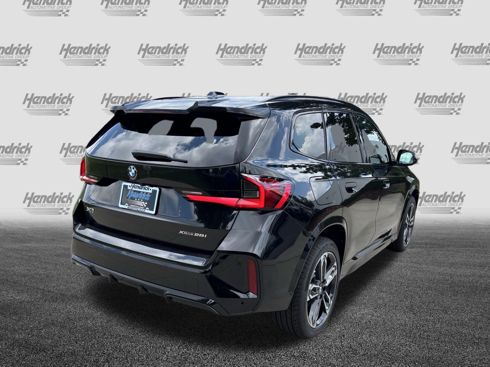 New 2026 BMW X1 xDrive28i w/ Technology Package AWD/4WD image 10