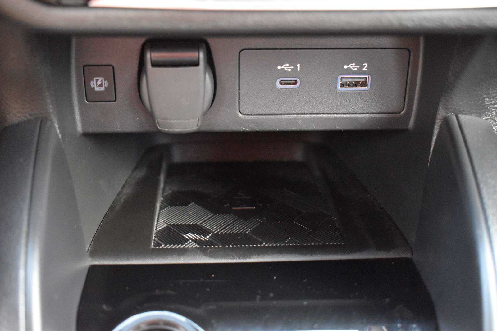 Used 2023 Nissan Versa SR w/ Trunk Package FWD image 38