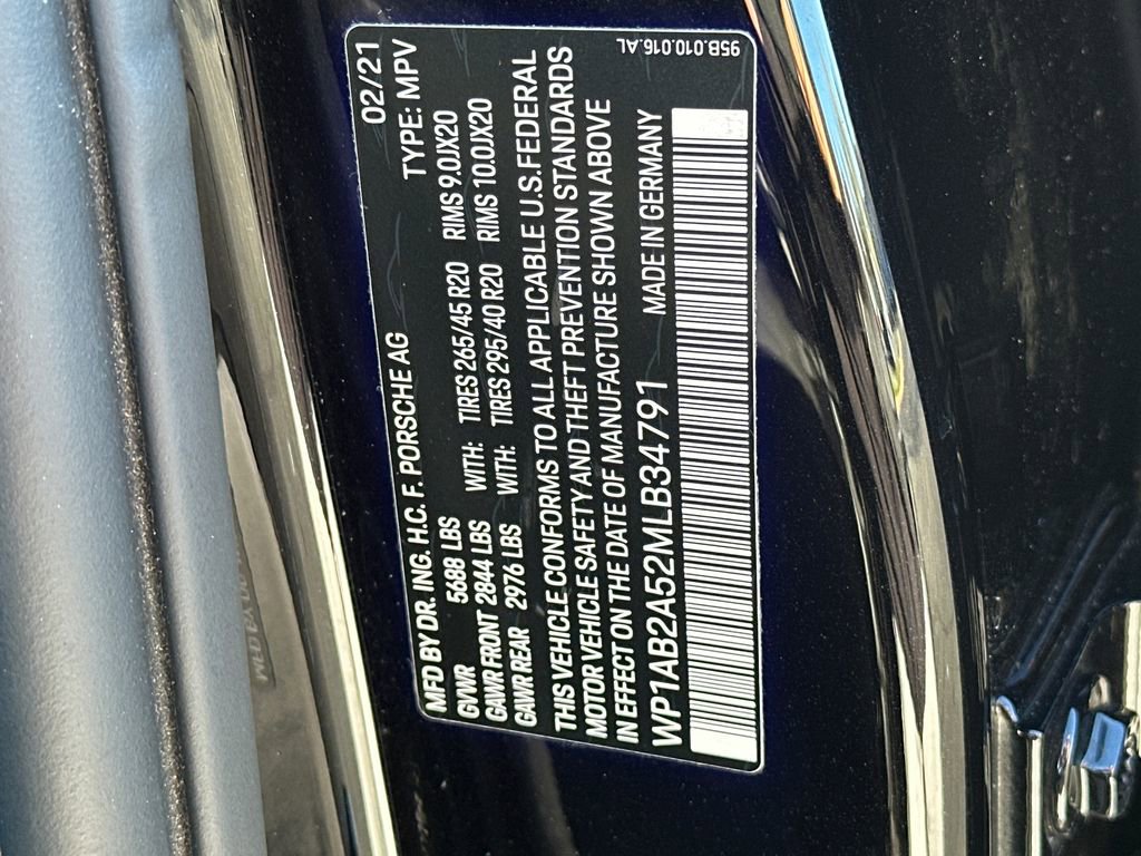 Used 2021 Porsche Macan S image 36