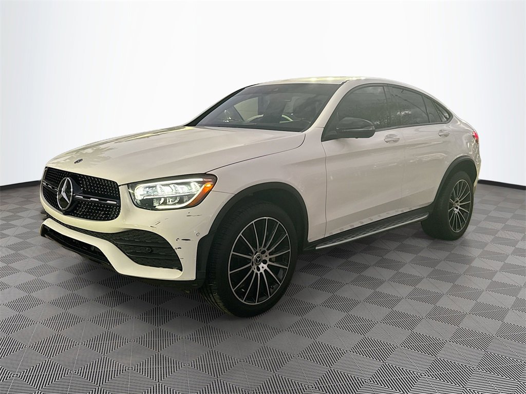 Used 2022 Mercedes-Benz GLC 300 4MATIC Coupe image 4