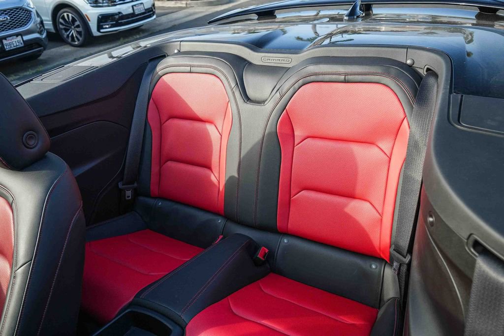Used 2023 Chevrolet Camaro LT w/ Technology Package image 17