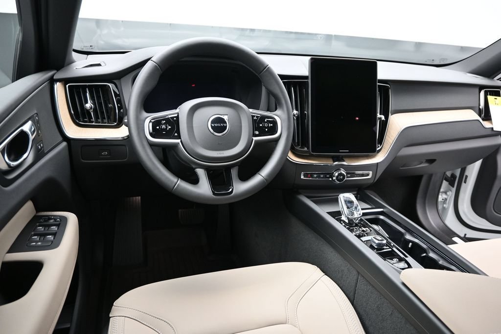 New 2026 Volvo XC60 B5 Plus w/ Protection Package Premier AWD/4WD image 11