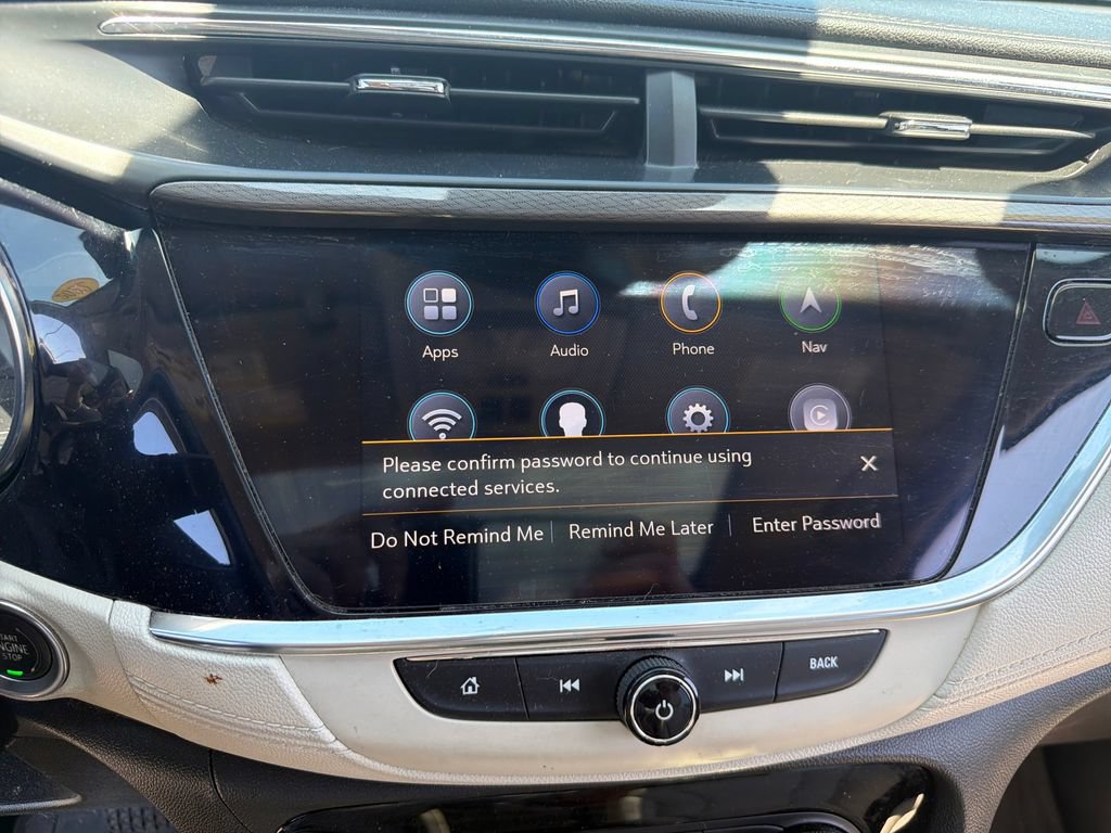 Used 2022 Buick Encore GX Essence w/ Advanced Technology Package AWD/4WD image 18