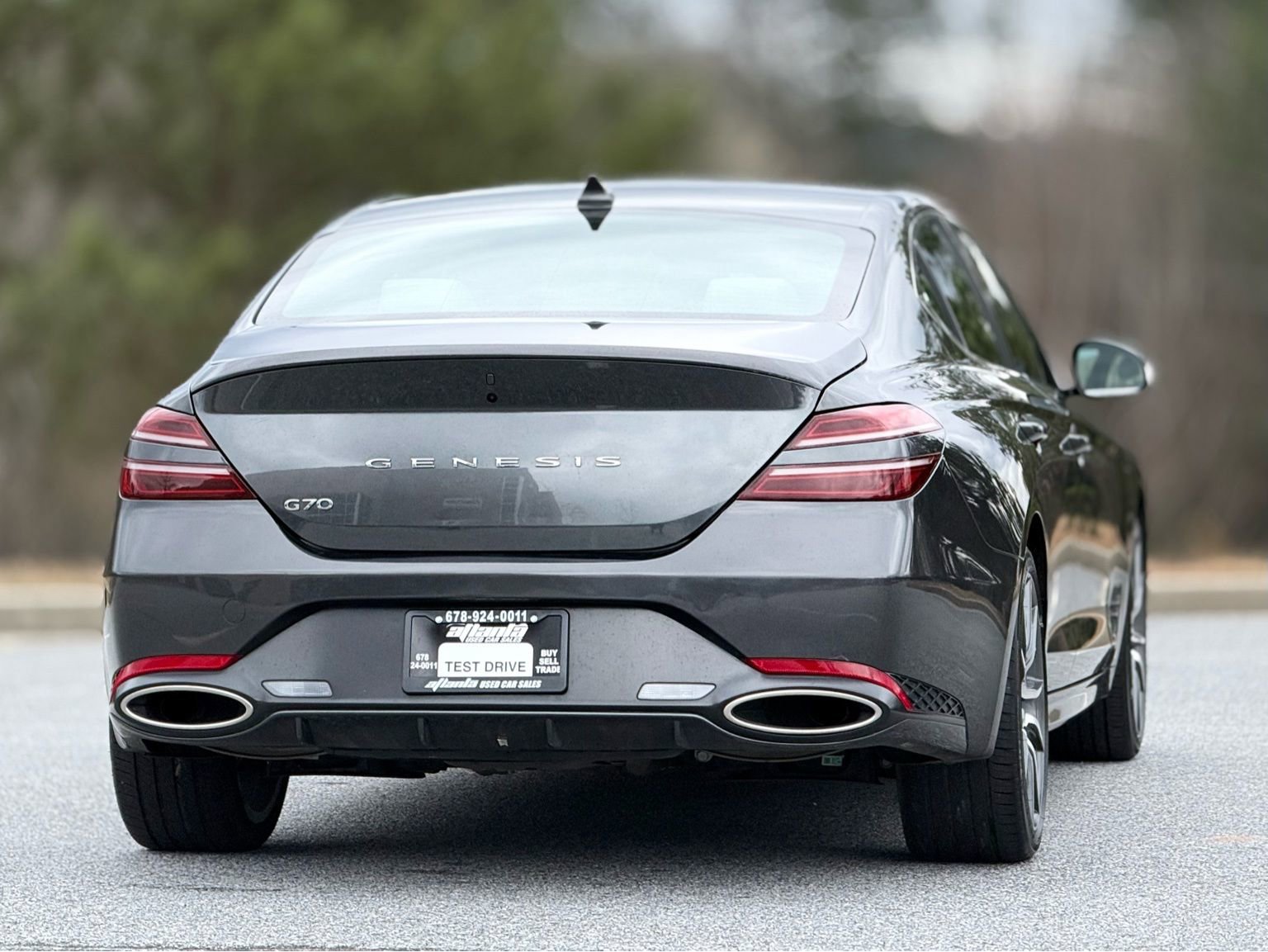 Used 2025 Genesis G70 2.5T image 6