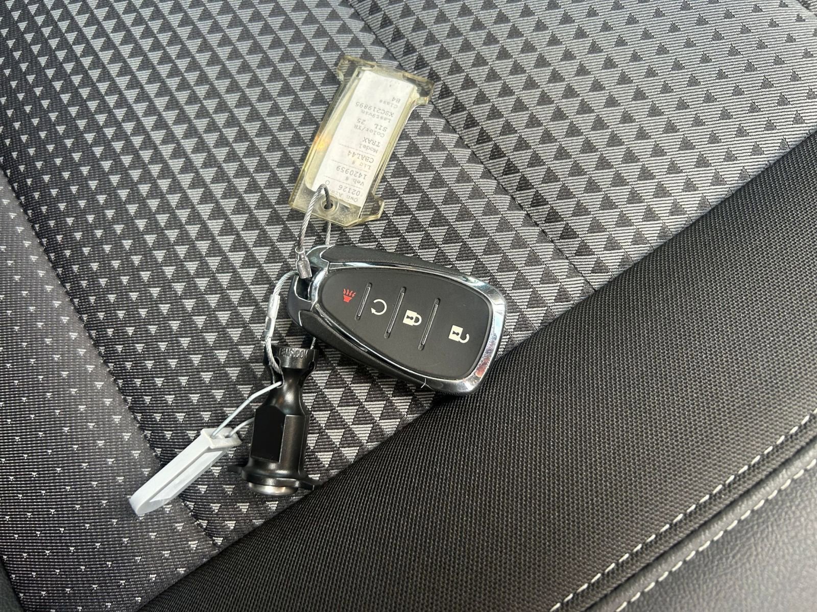 Used 2025 Chevrolet Trax LT image 21