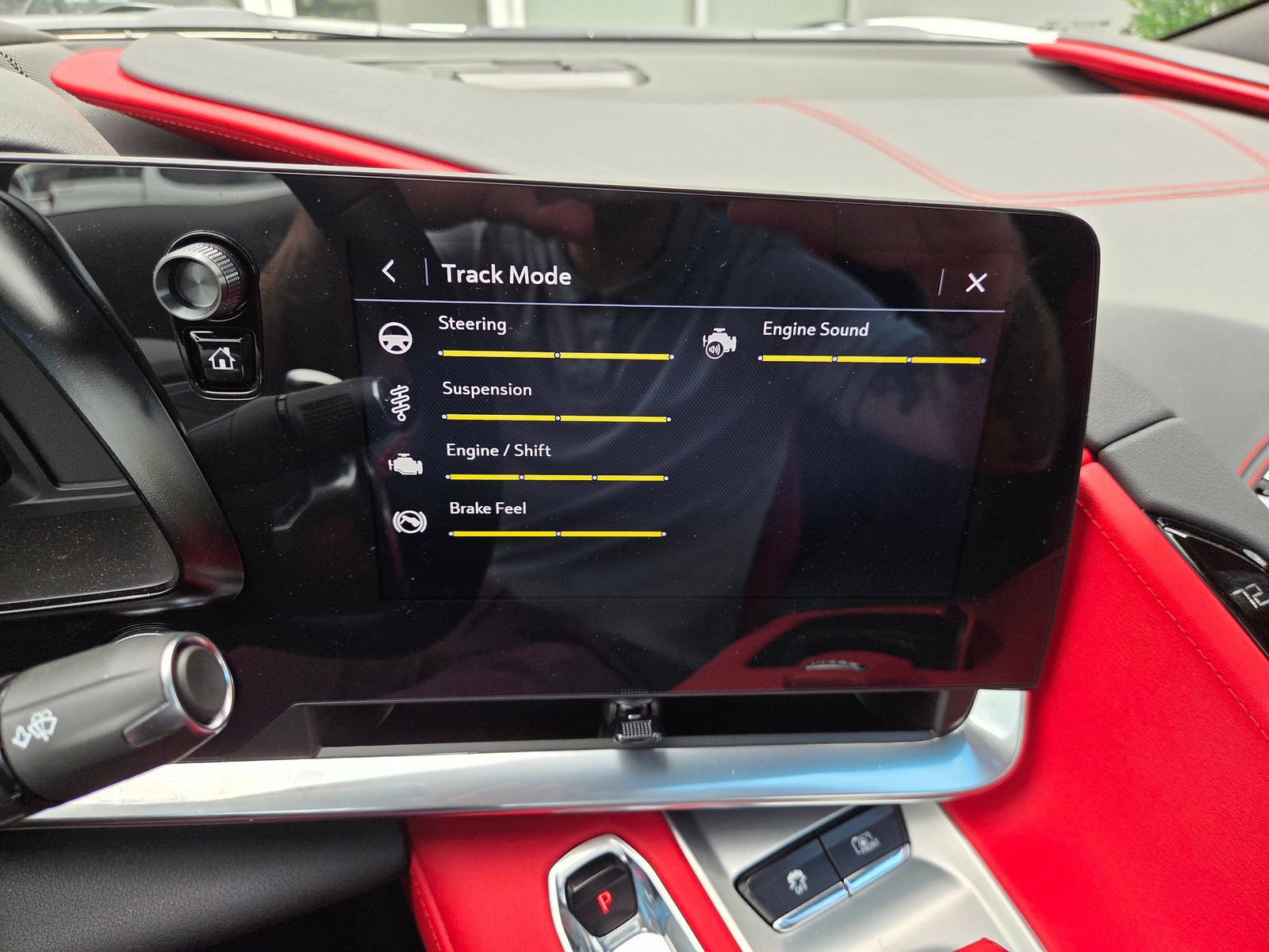 Used 2023 Chevrolet Corvette Stingray Preferred Cpe w/ Battery Protection Package RWD image 36
