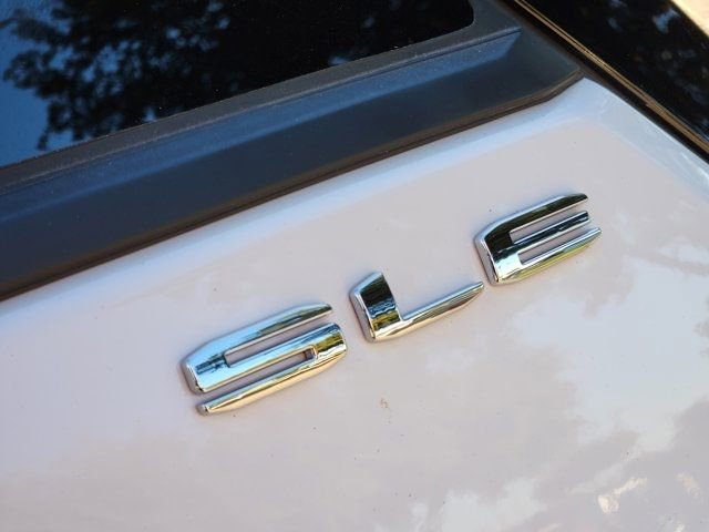 Used 2024 GMC Terrain SLE image 9