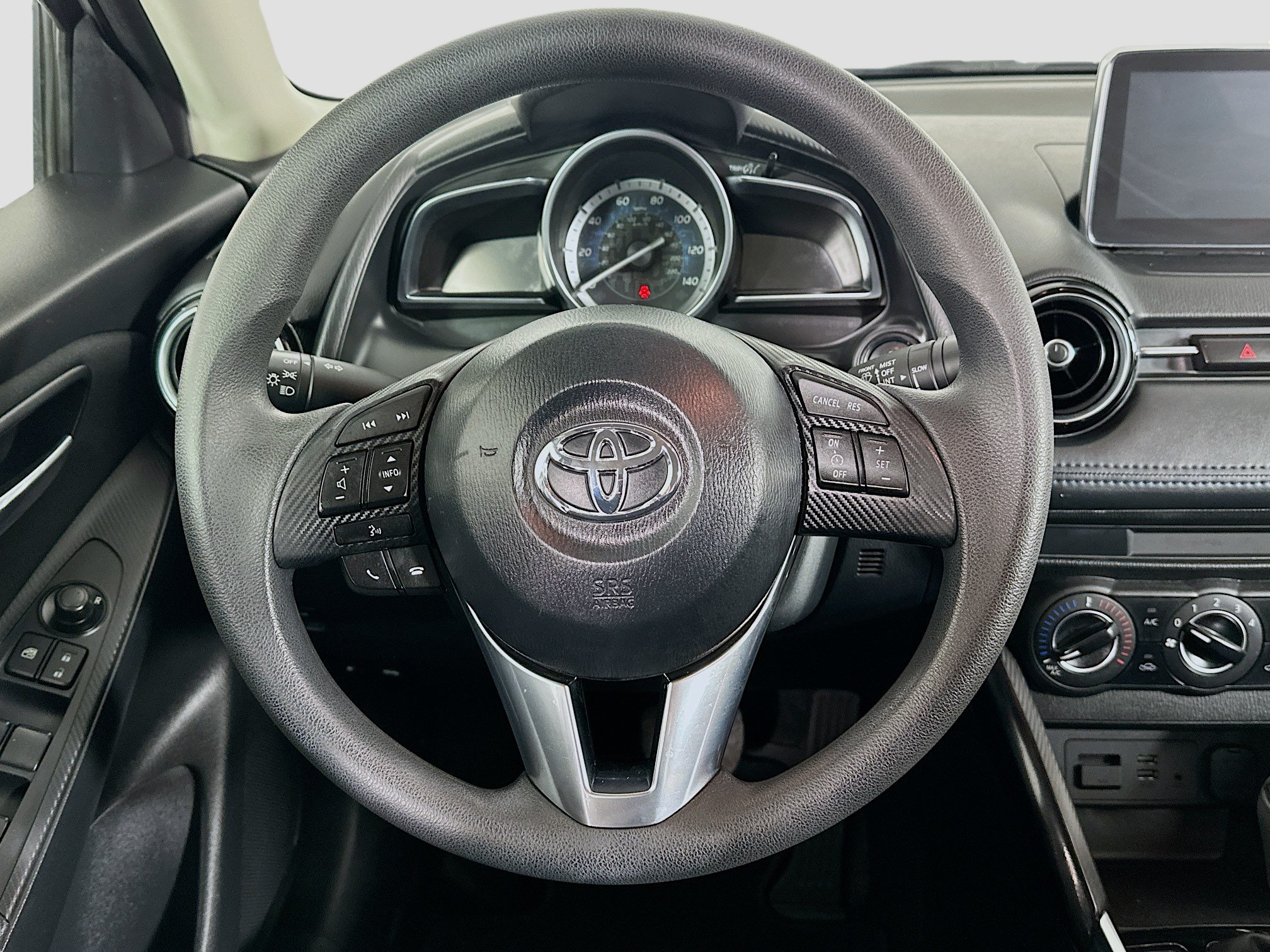 Used 2018 Toyota Yaris iA FWD image 17