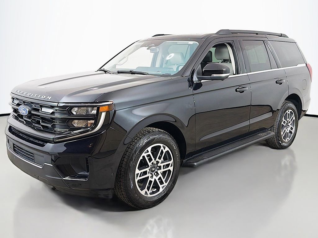 Used 2025 Ford Expedition Active image 9