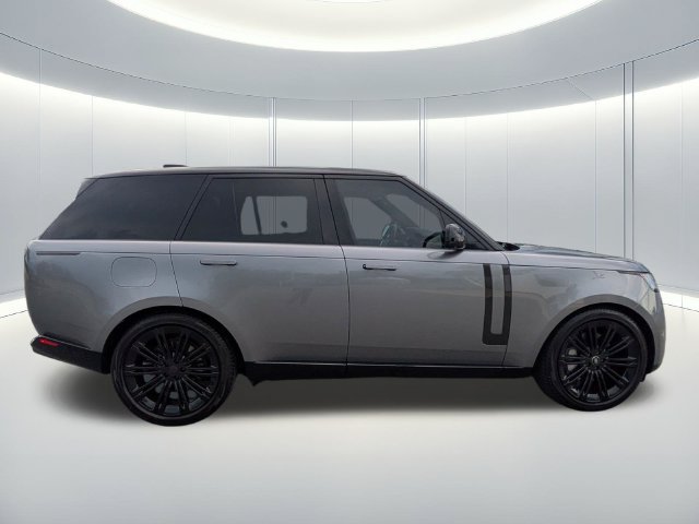 Used 2023 Land Rover Range Rover SE AWD/4WD image 7