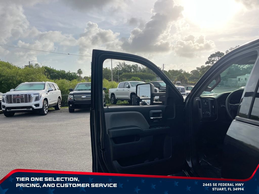 Used 2016 GMC Sierra 2500 4x4 Double Cab w/ Sierra Convenience Package image 11