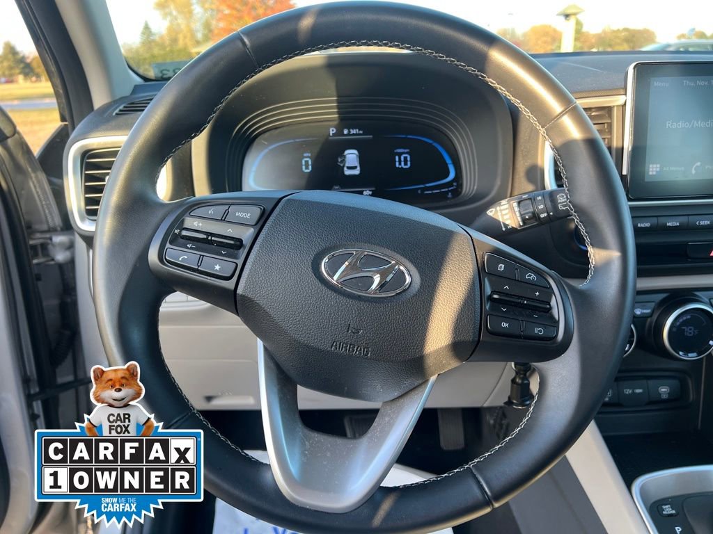 Certified 2023 Hyundai Venue SEL image 18