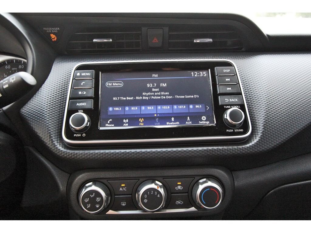 Certified 2025 Nissan Kicks Play S FWD image 22