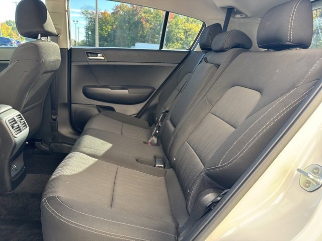 Used 2019 Kia Sportage LX image 10