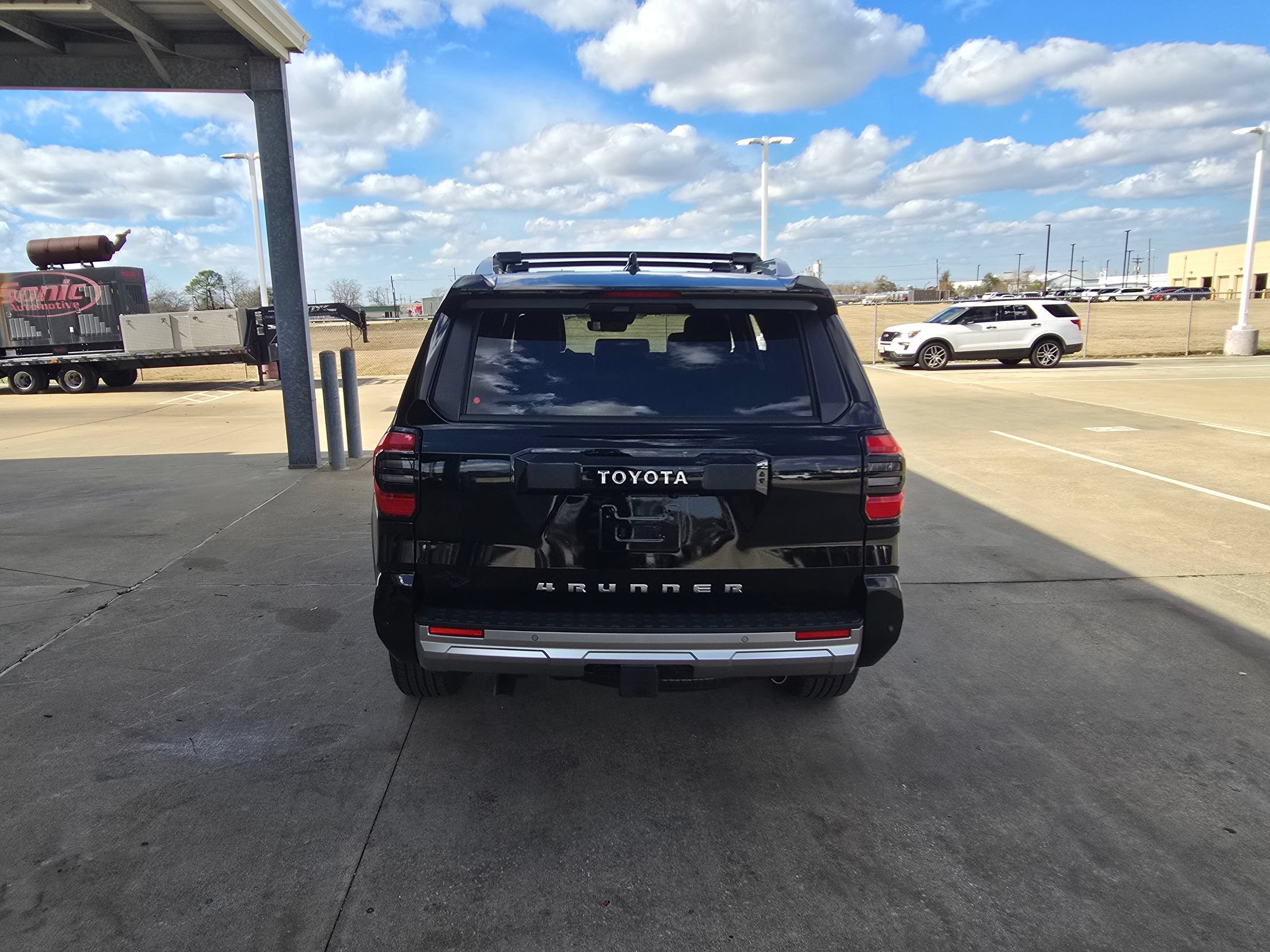 Used 2026 Toyota 4Runner Limited AWD/4WD image 11