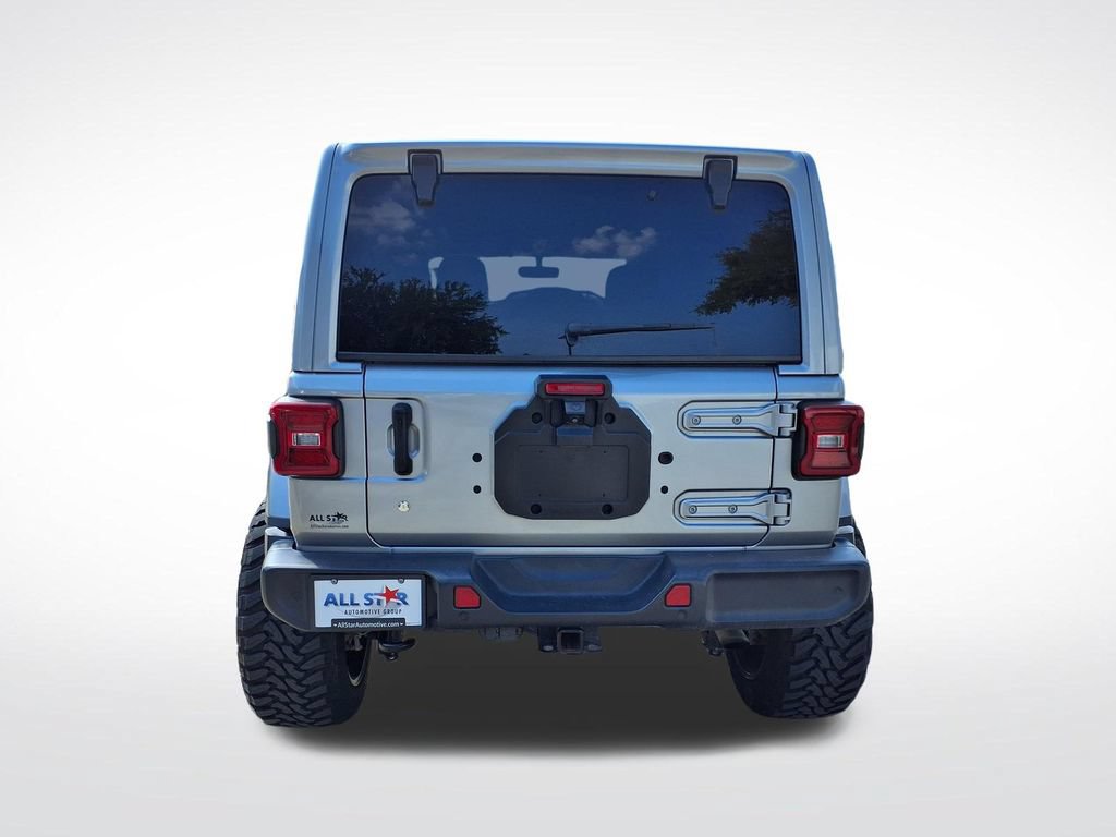 Used 2019 Jeep Wrangler Unlimited Sahara AWD/4WD image 8