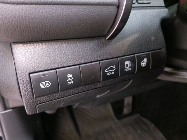 Used 2021 Toyota Camry XSE image 28