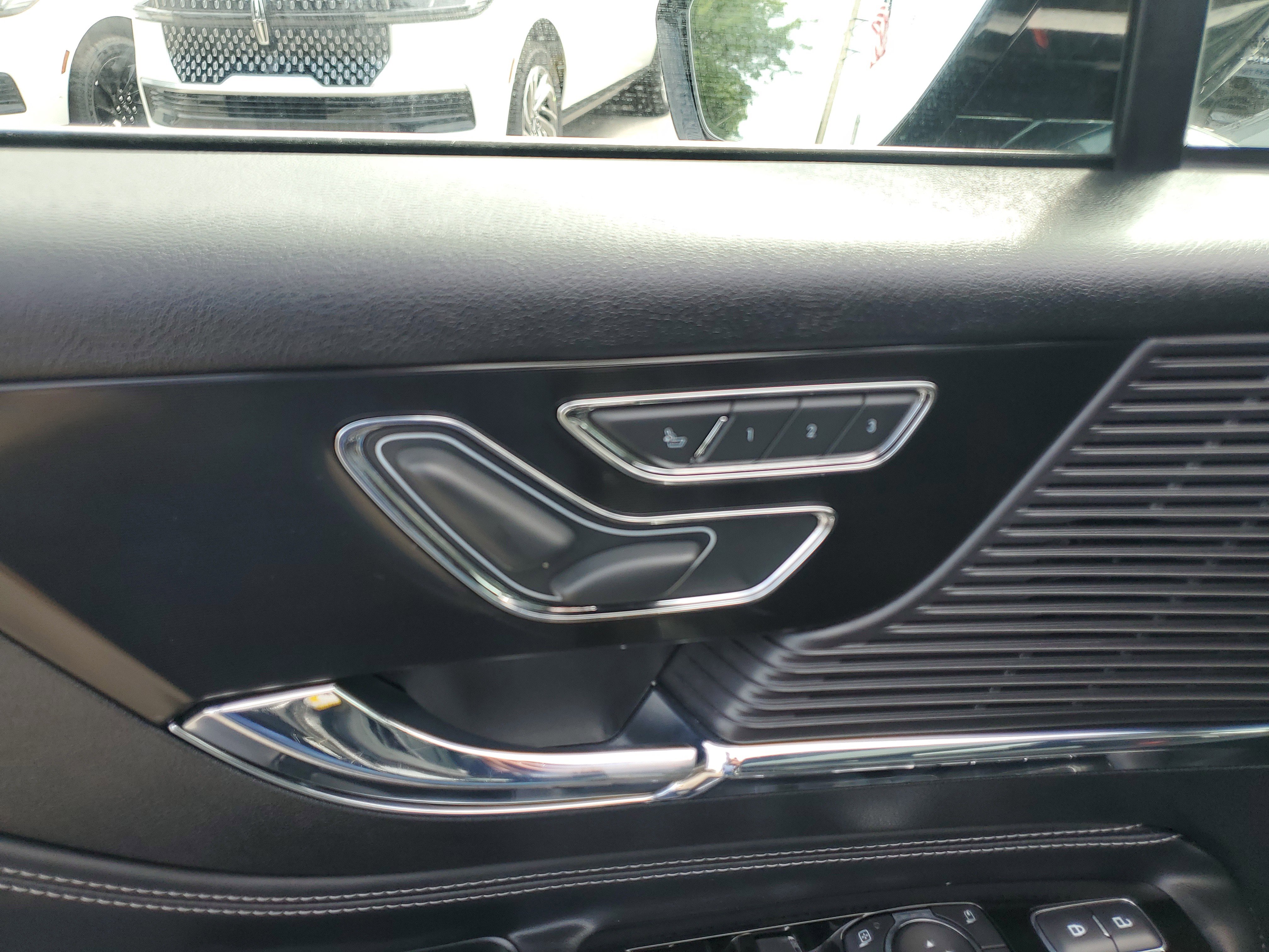 Certified 2022 Lincoln Corsair Reserve image 16