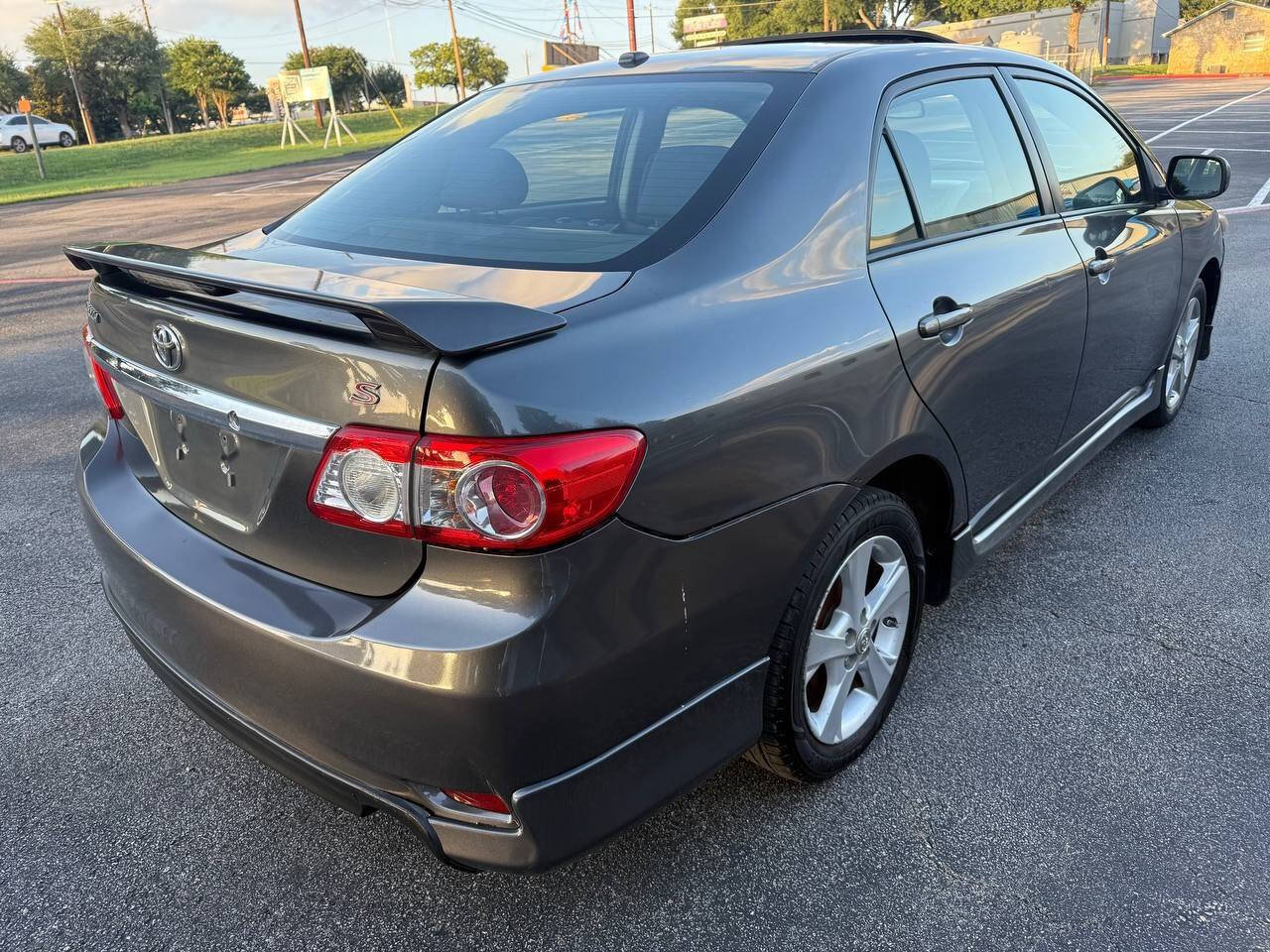Used 2011 Toyota Corolla S FWD image 6