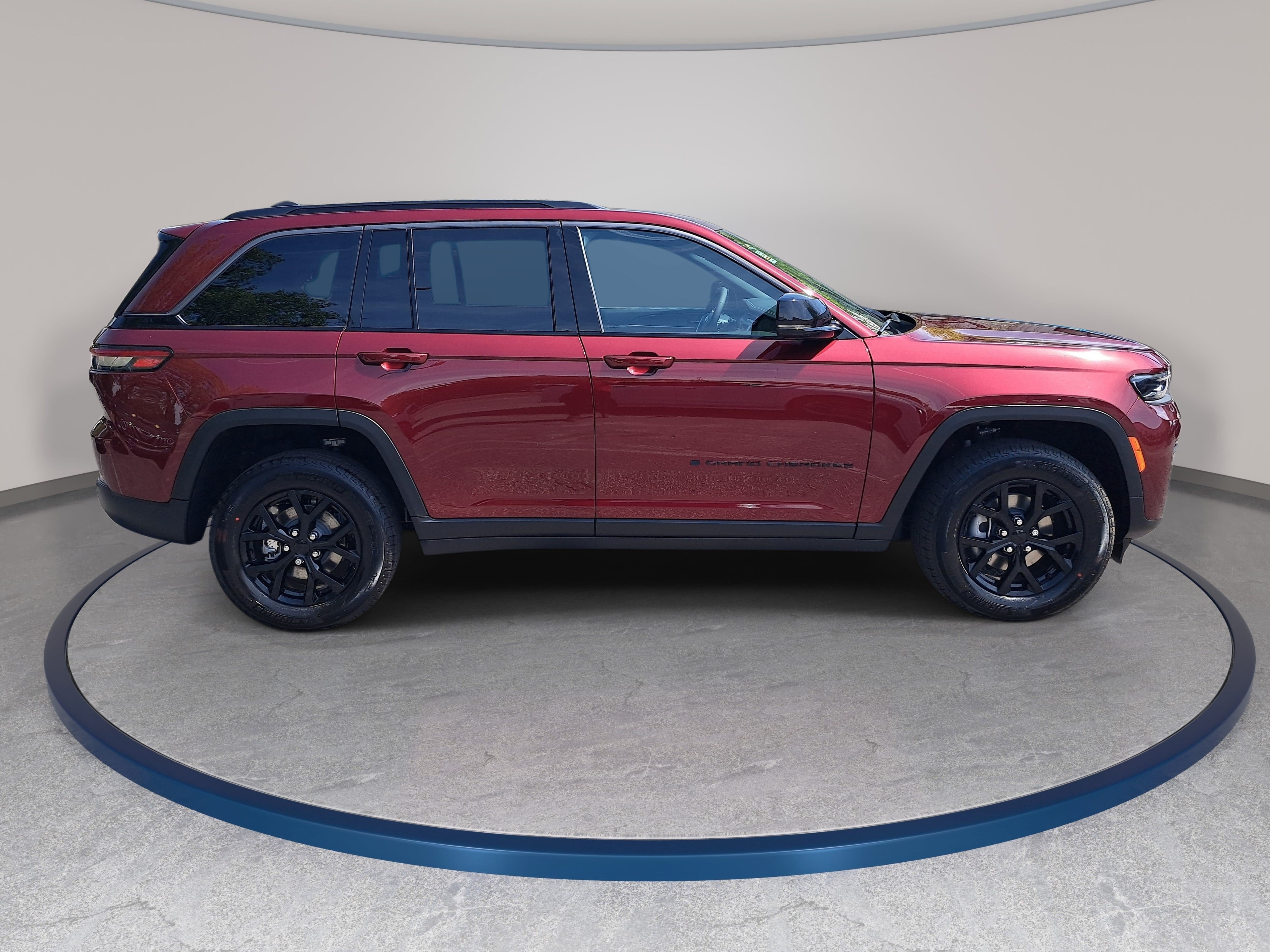 New 2026 Jeep Grand Cherokee Altitude AWD/4WD image 4