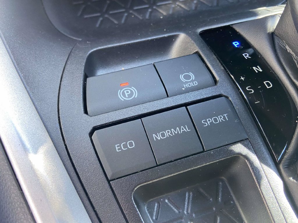 Used 2025 Toyota RAV4 LE FWD image 23