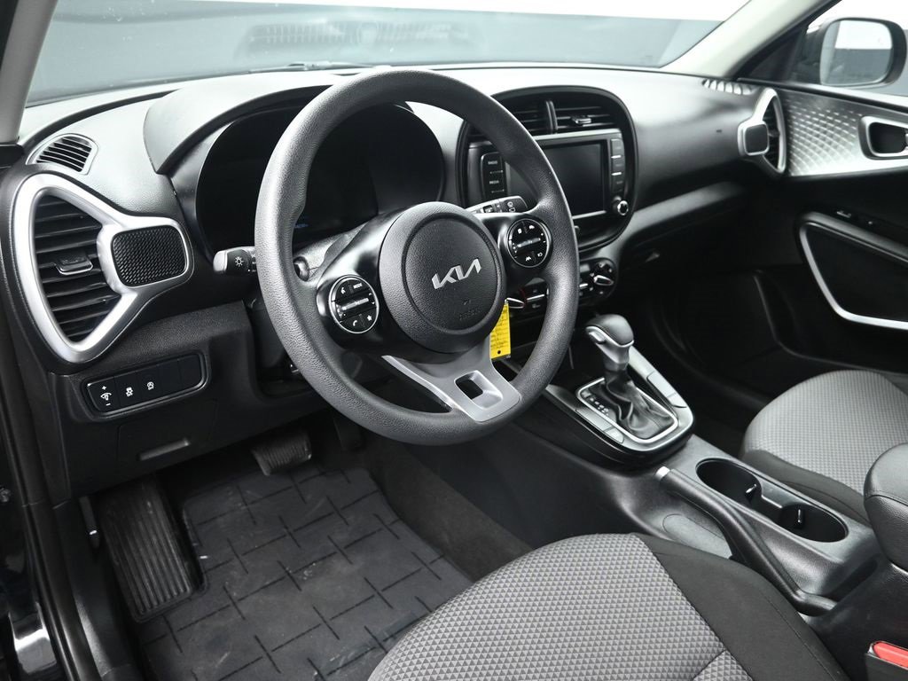 Certified 2024 Kia Soul LX w/ Option Group 015 image 12