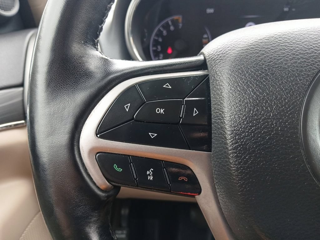 Used 2021 Jeep Grand Cherokee Limited RWD image 17