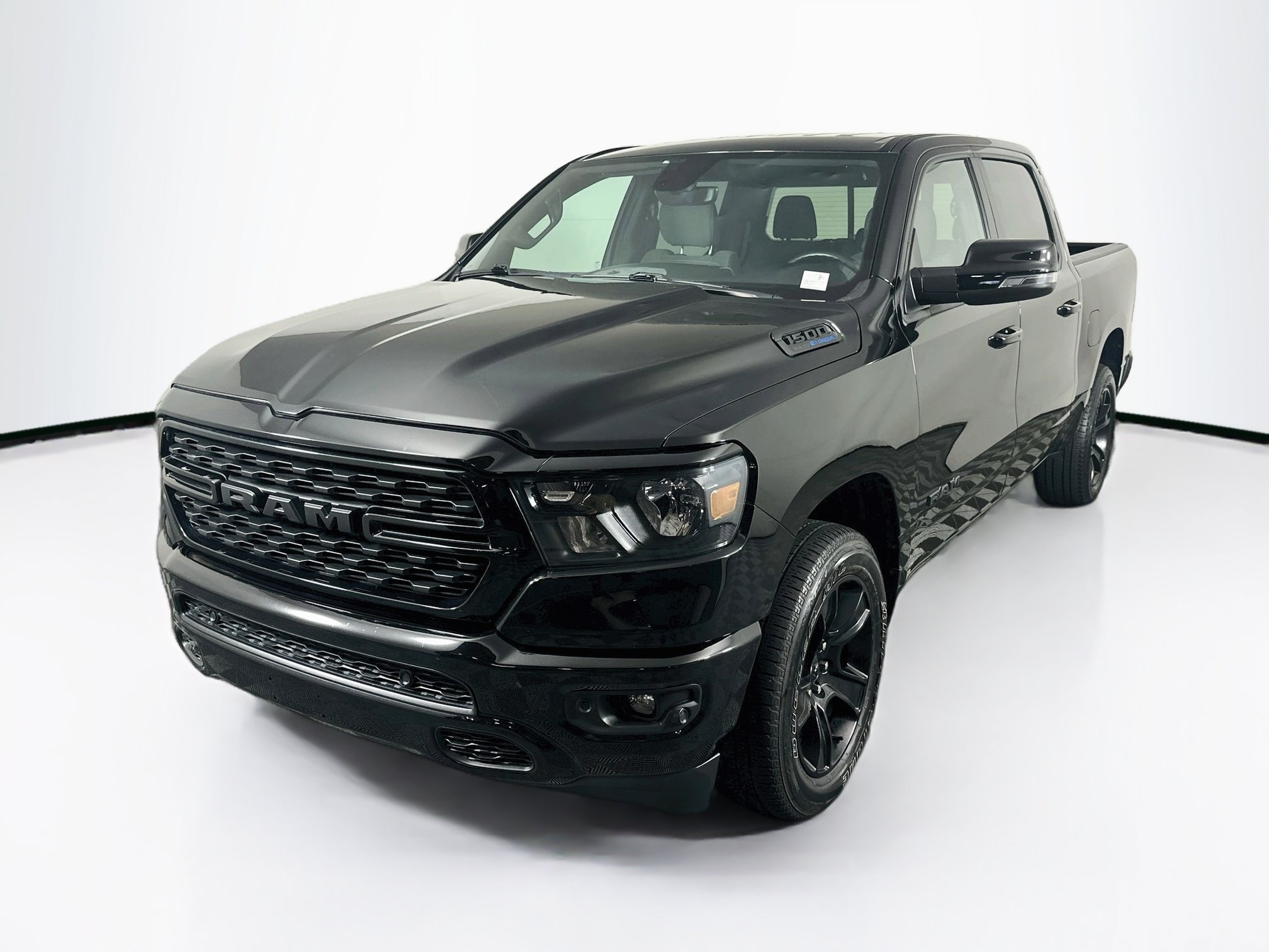 Used 2023 RAM 1500 Big Horn AWD/4WD image 3