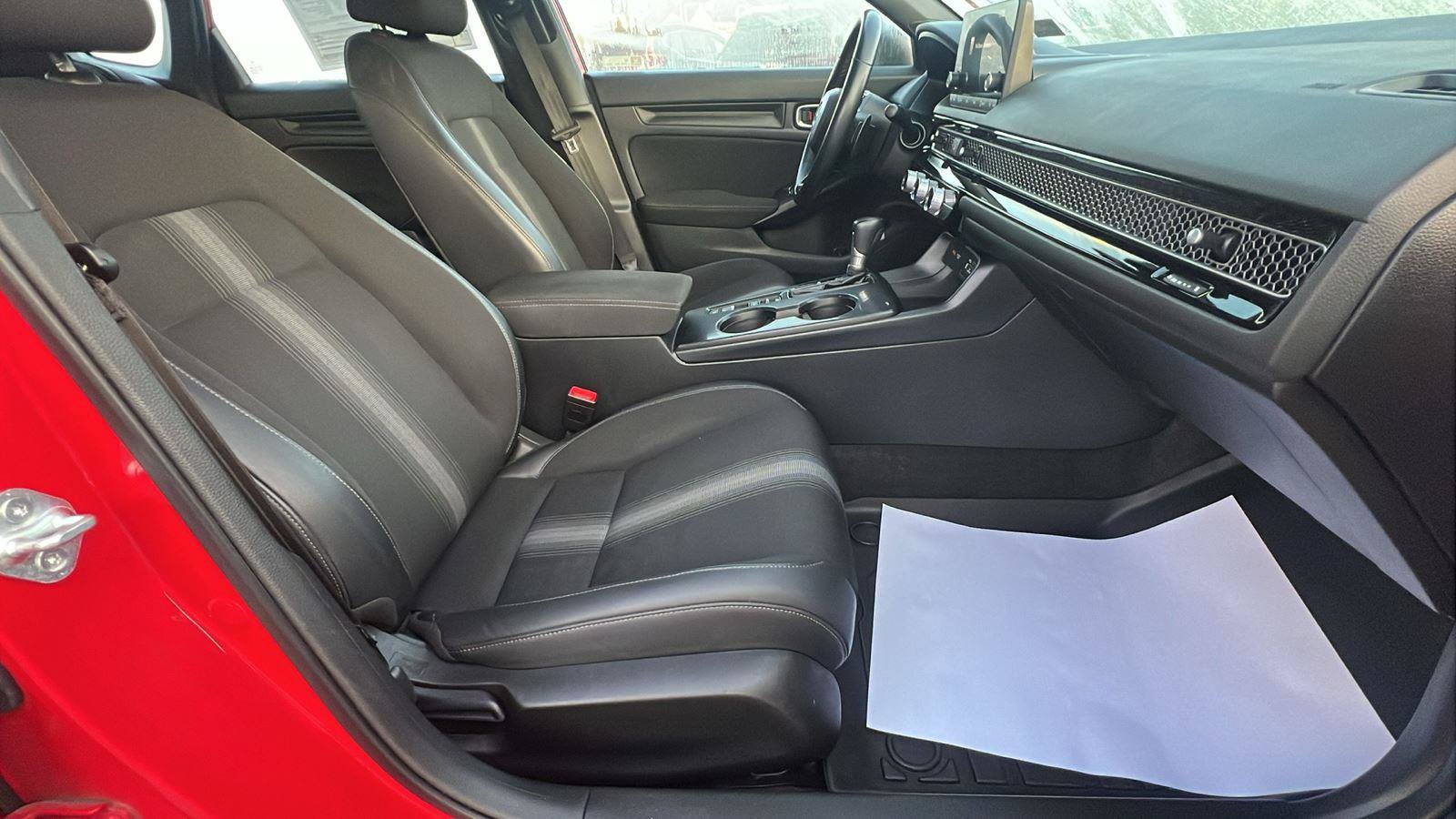 Used 2022 Honda Civic Sport image 13