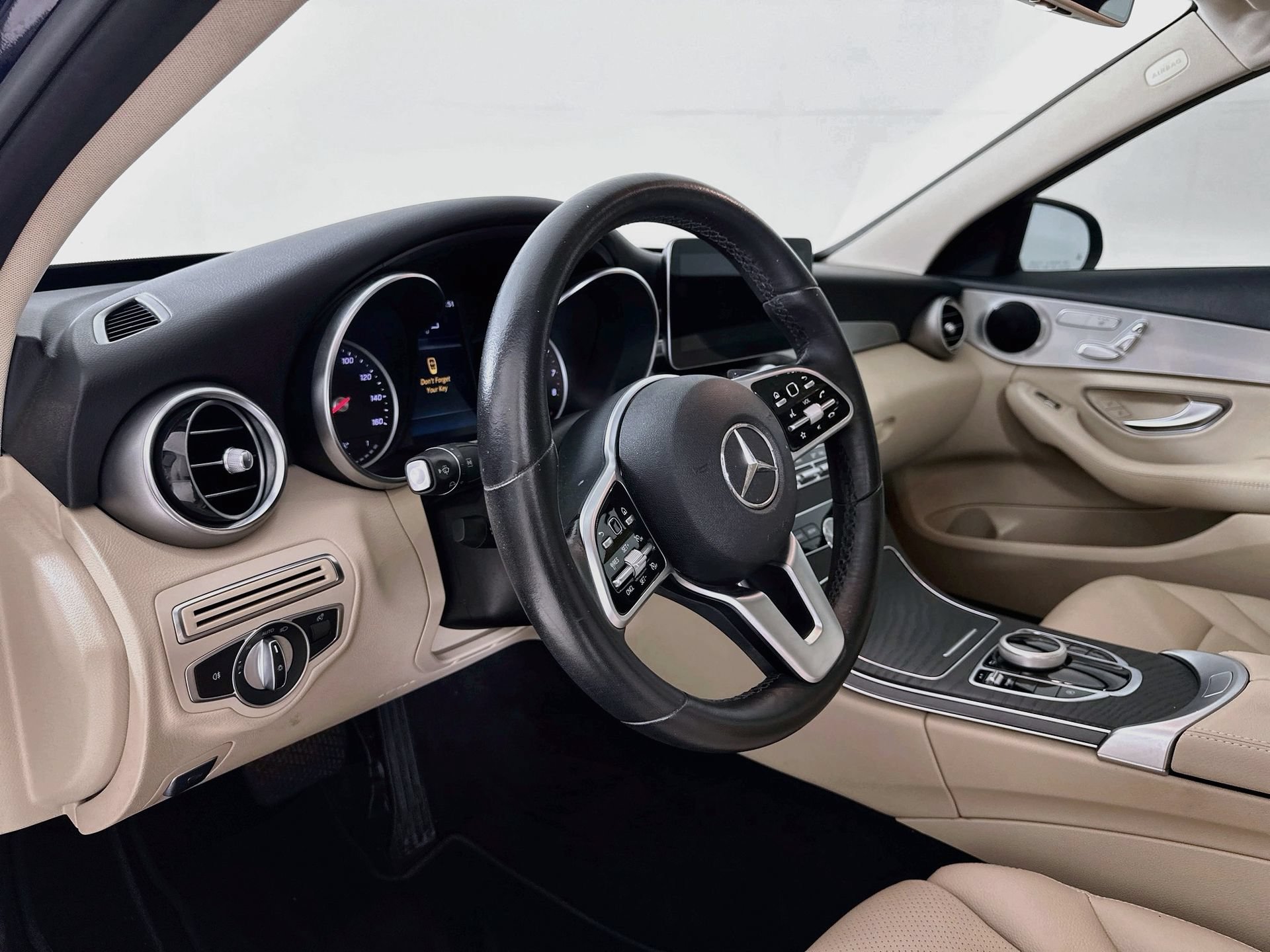 Used 2019 Mercedes-Benz C 300 Sedan image 10