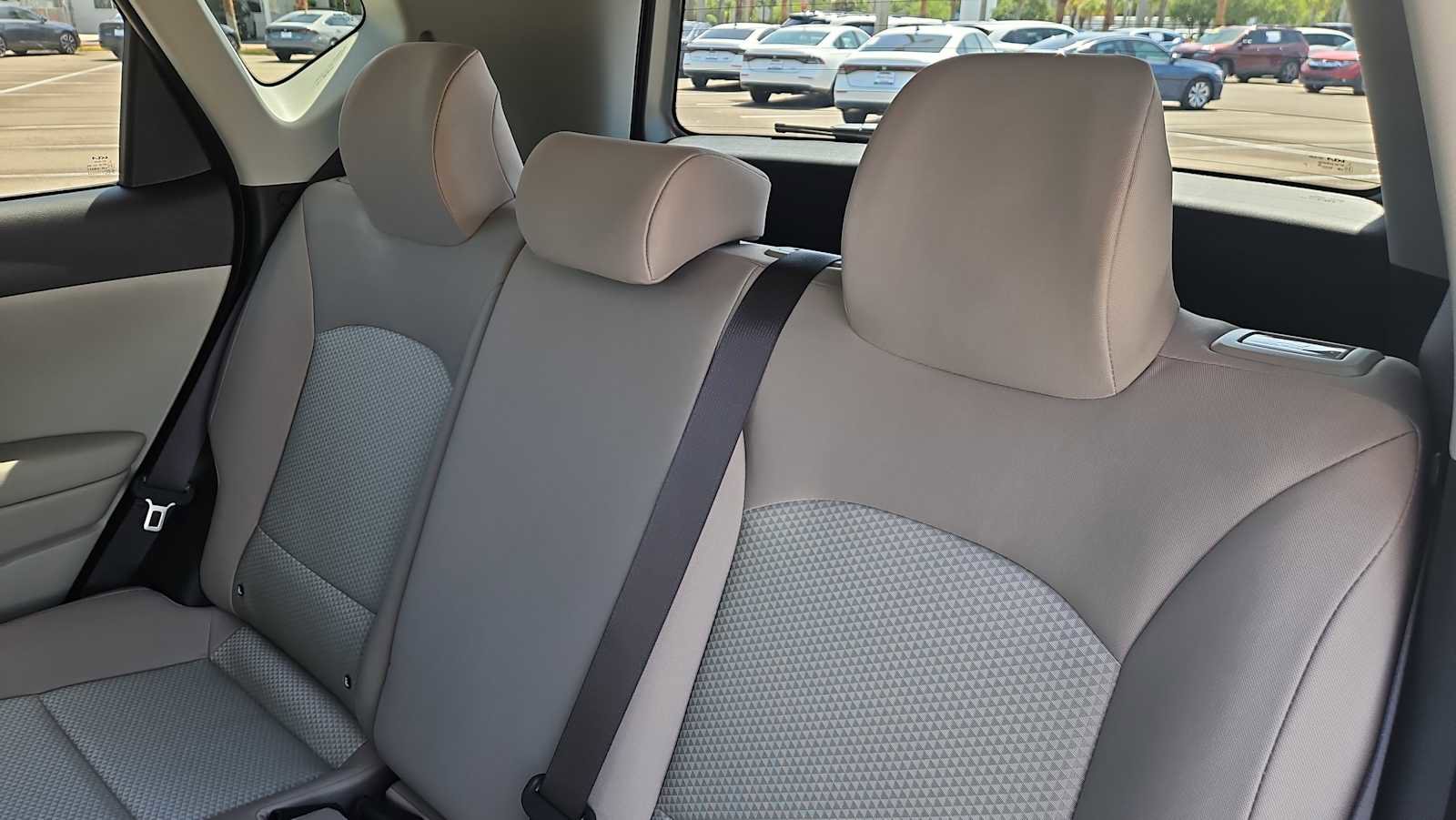 Used 2023 Kia Soul LX image 24