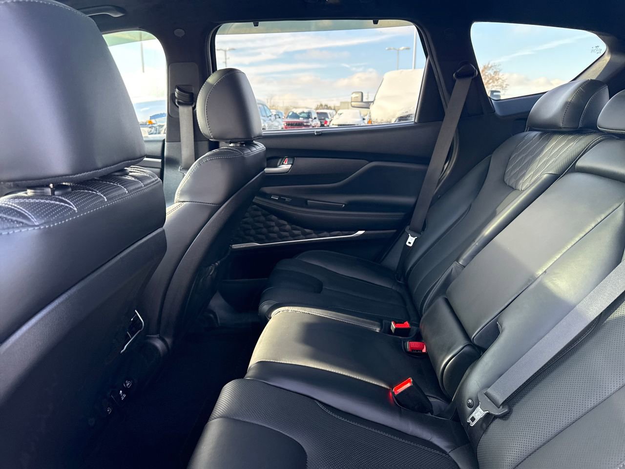 Used 2022 Hyundai Santa Fe Calligraphy image 16