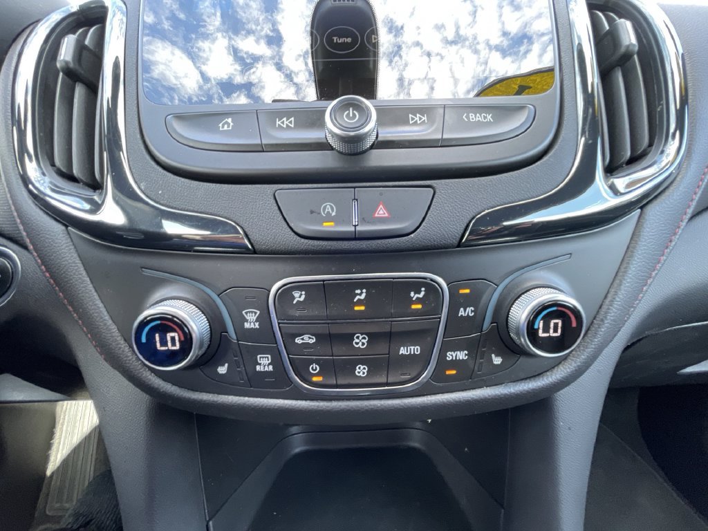Certified 2024 Chevrolet Equinox RS w/ RS Leather Package FWD image 34